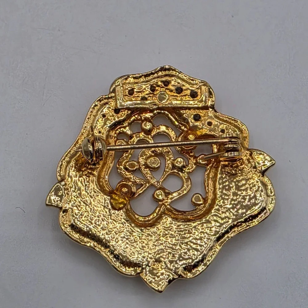 Sparkling Rose Brooch Pin Rhinestone Gold Tone Flower Statement Jewelry Openwork